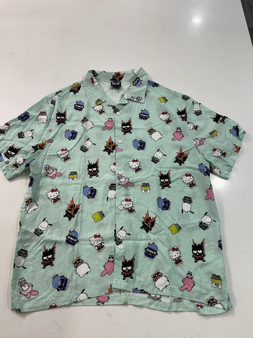 Crunchyroll Hello Kitty & Friends Mens L 42" Green Rayon Graphic Print Shirt